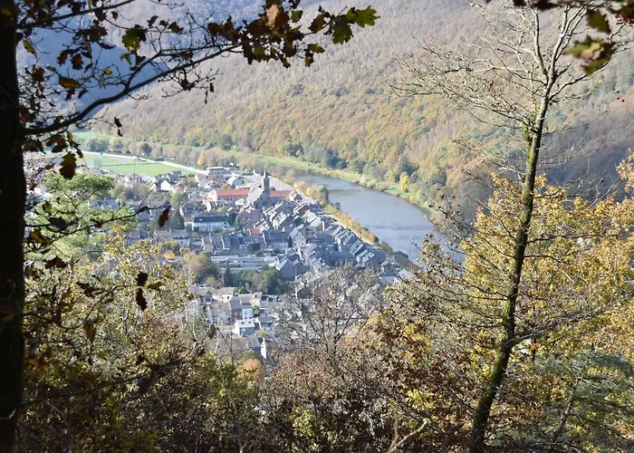 Le Gite Au Bord De La Foret